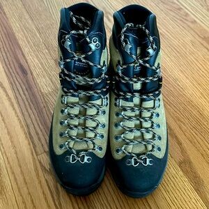 NWOT Men’s La Sportiva Mountain Glacier